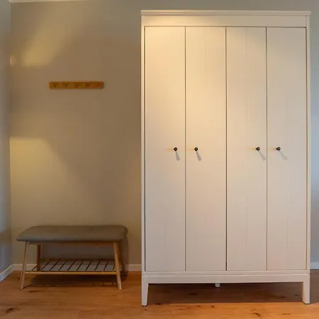 Strandhuus-ehem-strandhotel-wohnung-225-typ-ii 公寓 4*